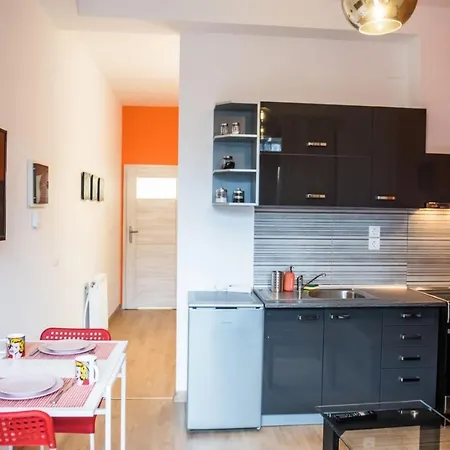 Apartament Orange Geranium *